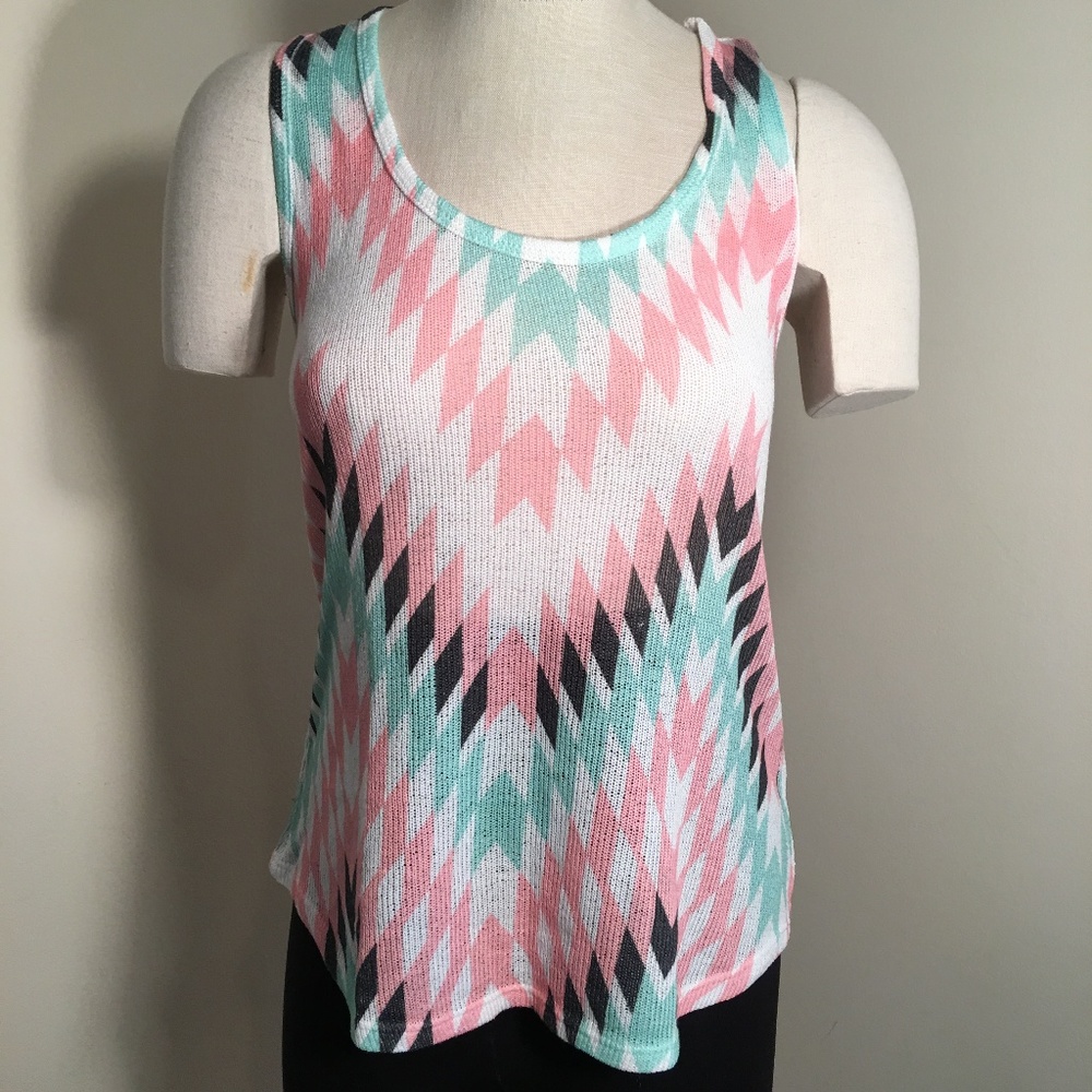 Blu Planet Printed Colorful Tank Hi Low Hem size L